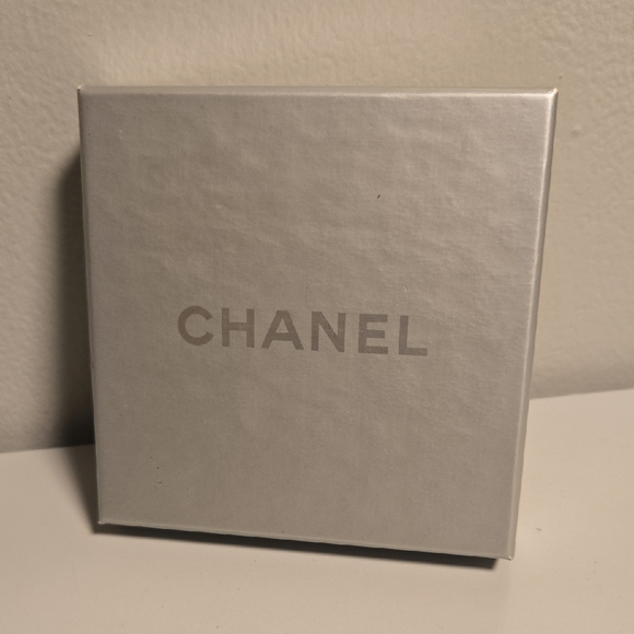 CHANEL Accessories - CHANEL Silver Gift Box and Dustbag